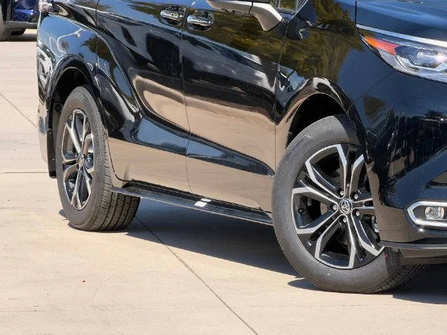 New 2026 Midnight Black Metallic Toyota Platinum image 2