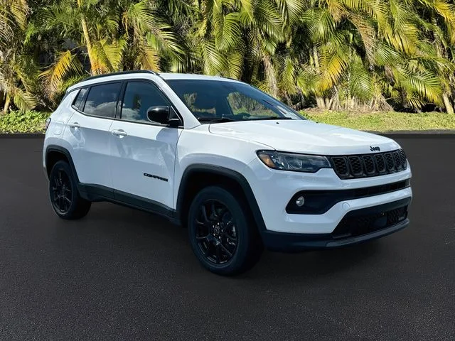 New 2026 Bright White Clearcoat Jeep Latitude image 2