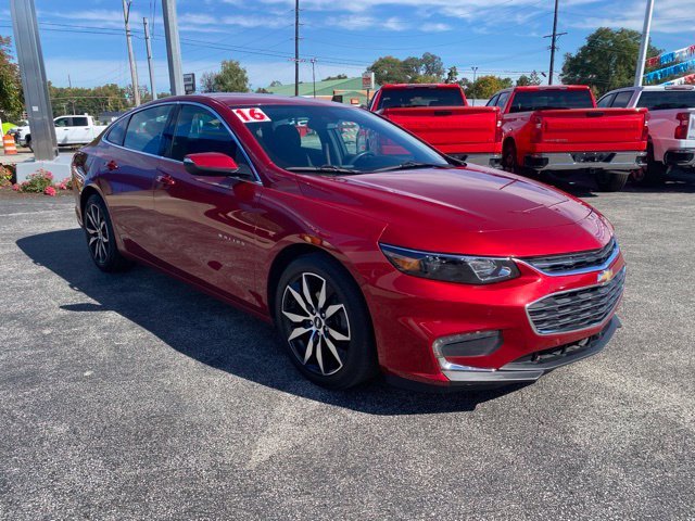 Used 2016 Red Chevrolet LT image 8