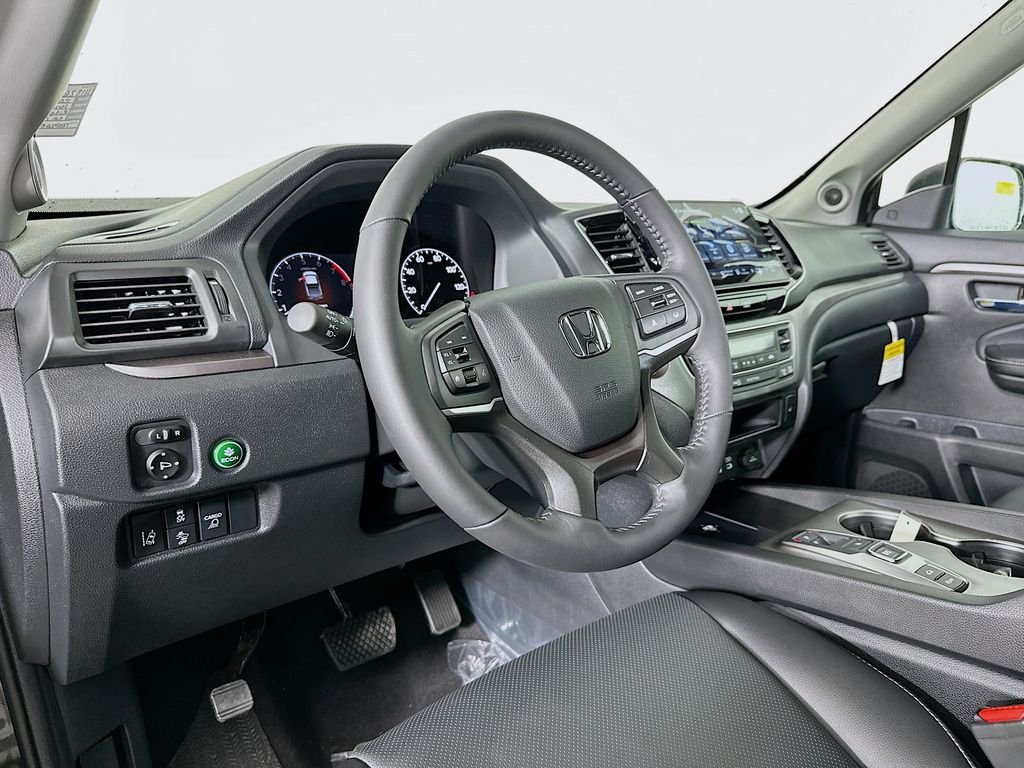 New 2026 Crystal Black Pearl Honda RTL image 9