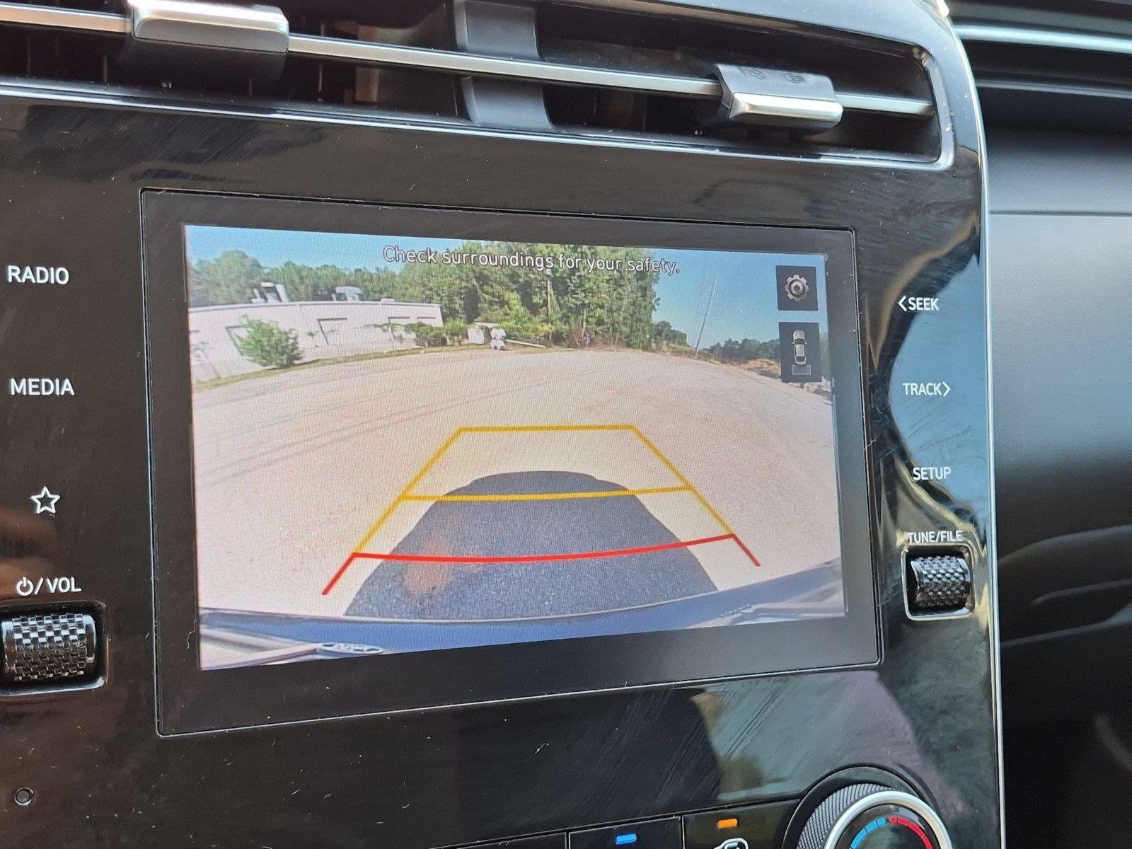 Used 2022 Amazon Gray Hyundai SE image 25