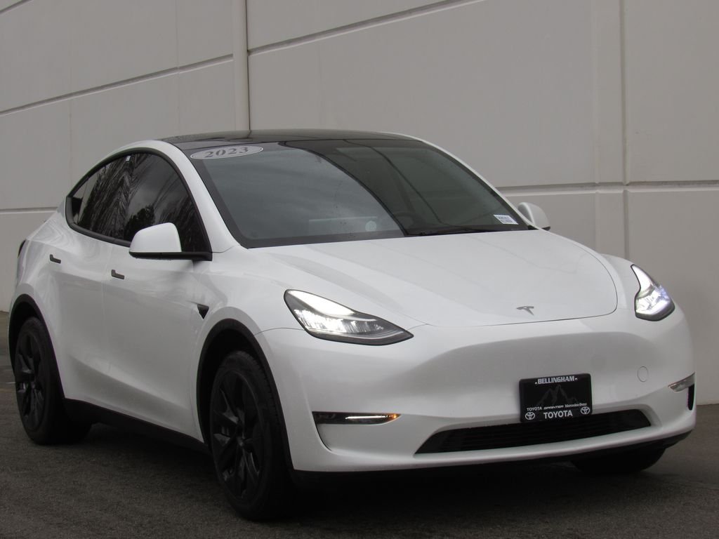 Used 2023 Tesla Model Y Long Range with VIN 7SAYGDEE1PA080351 for sale in Bellingham, WA