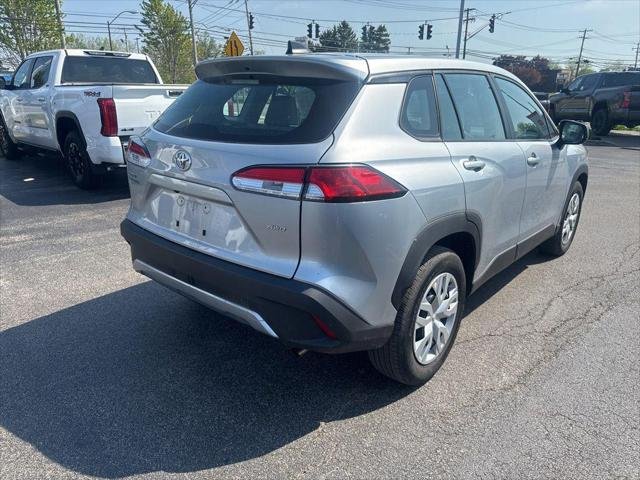 Certified Used 2022 SONIC SILVER Toyota  image 7