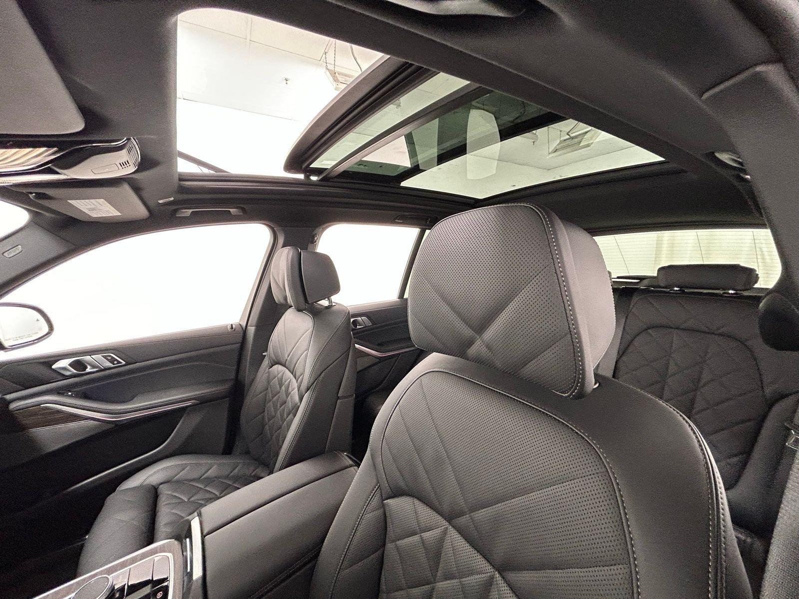 2026 BMW X5 40i - Photo 28