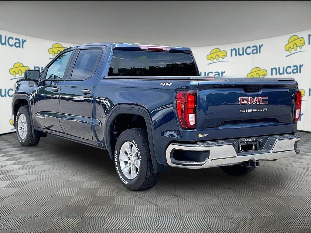 Used 2022 Pacific Blue Metallic GMC Pro image 4