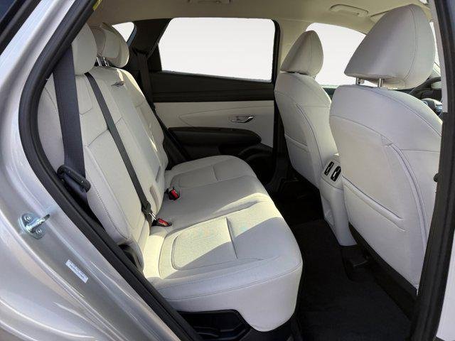 New 2026 Shimmering Silver Hyundai SEL AWD image 38