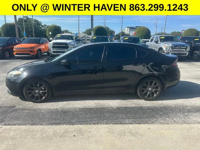 Used 2016 Black Dodge SE image 4