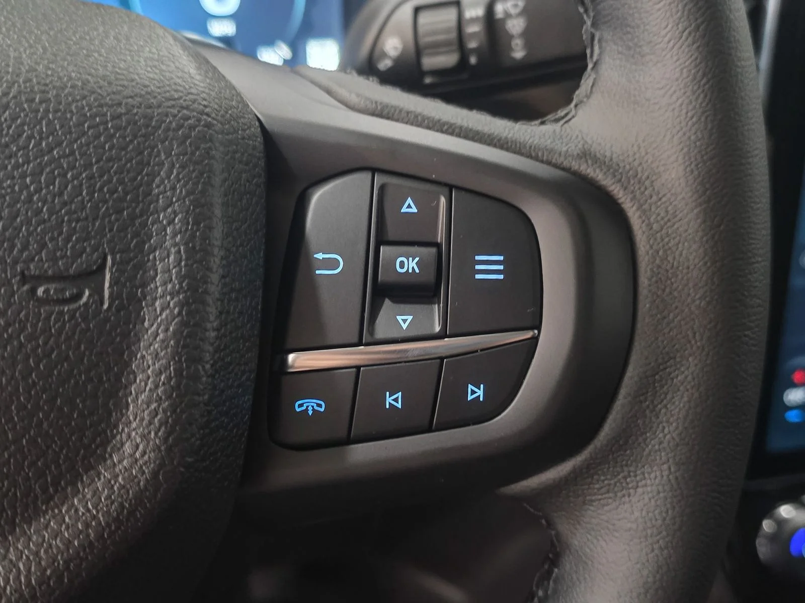 New 2026 Marsh Gray Ford Lariat® image 34