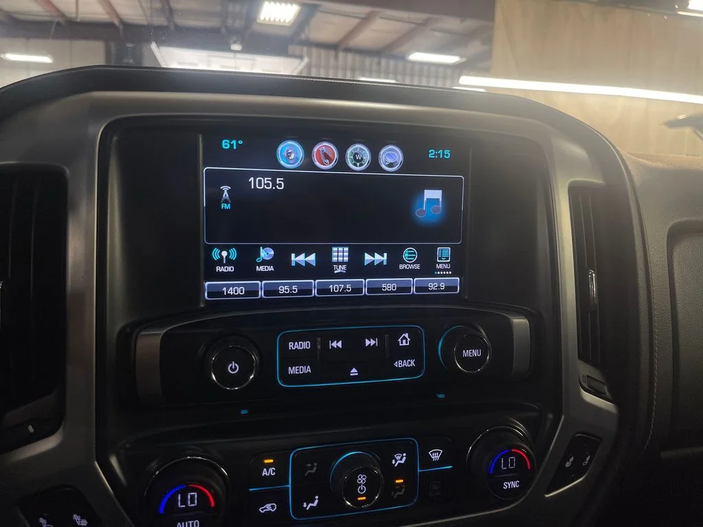 Used 2018 Blue GMC SLE image 23