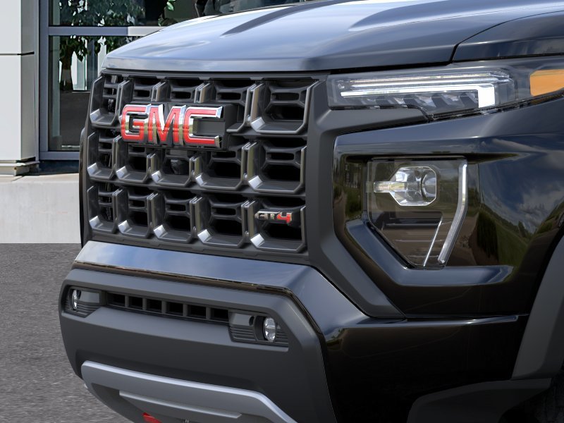 2026 GMC Canyon AT4 - Photo 7