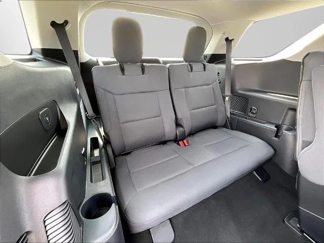 New 2026 Star White Metallic Tri-Coat Ford Active image 66