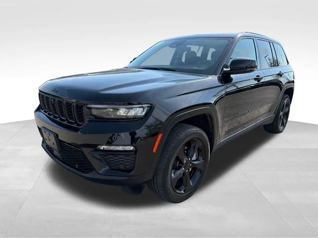 Used 2023 Black Jeep Limited image 3