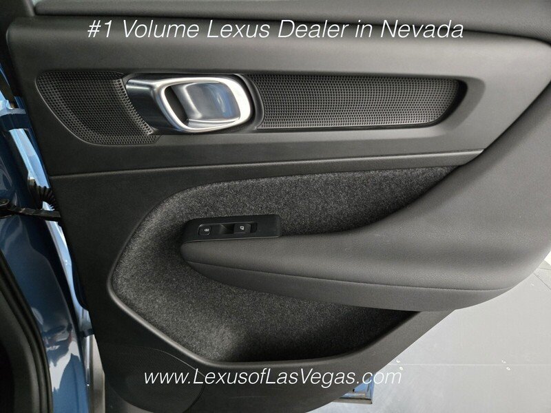 Used 2023 Fjord Blue Metallic Volvo Twin Plus image 22