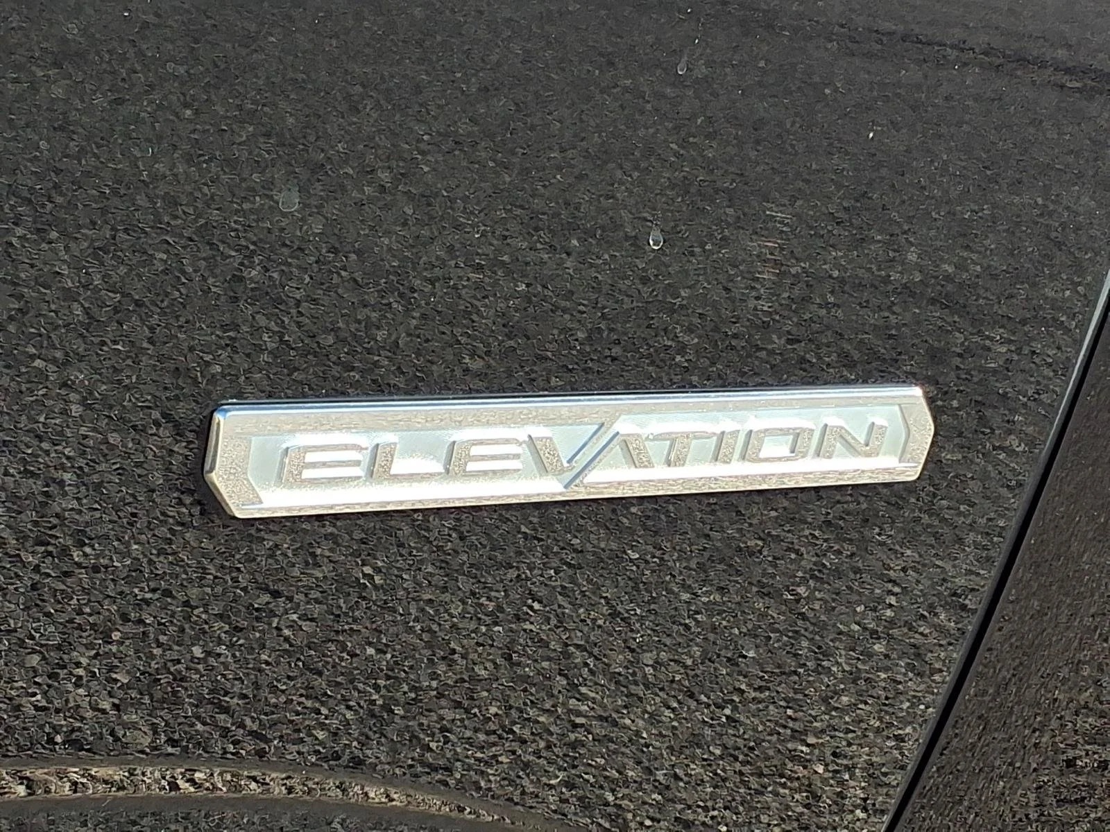 Used 2022 Onyx Black GMC 4WD Elevation image 29