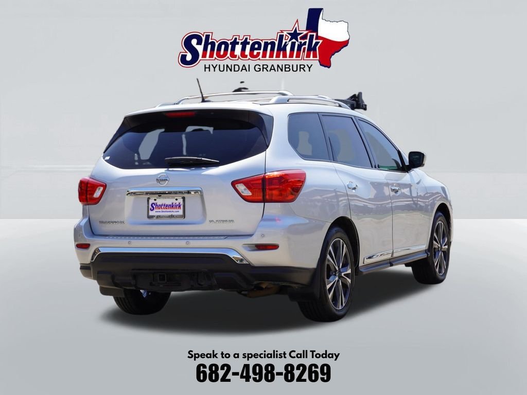 Used 2018 Silver Nissan Platinum image 6