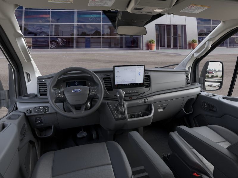 New 2026 Oxford White Ford XL image 9