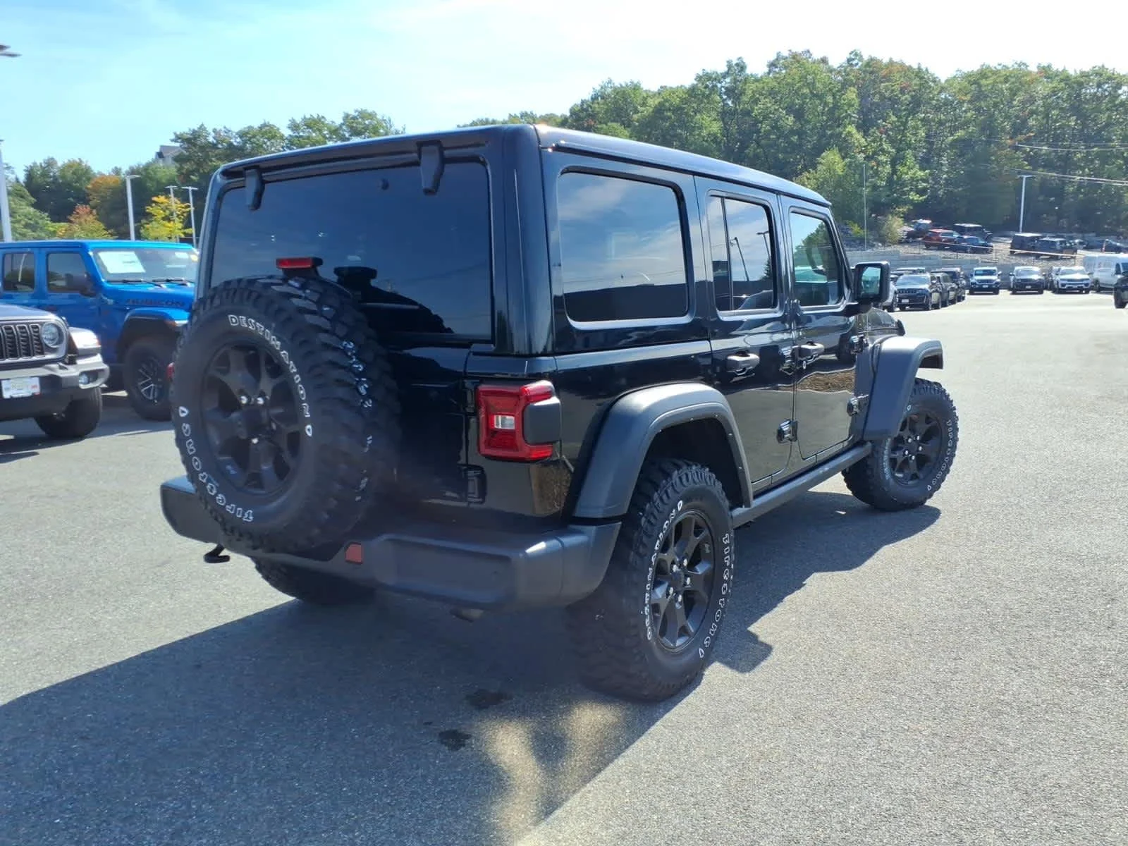 Certified Used 2022 Black Clearcoat Jeep Unlimited Willys image 7