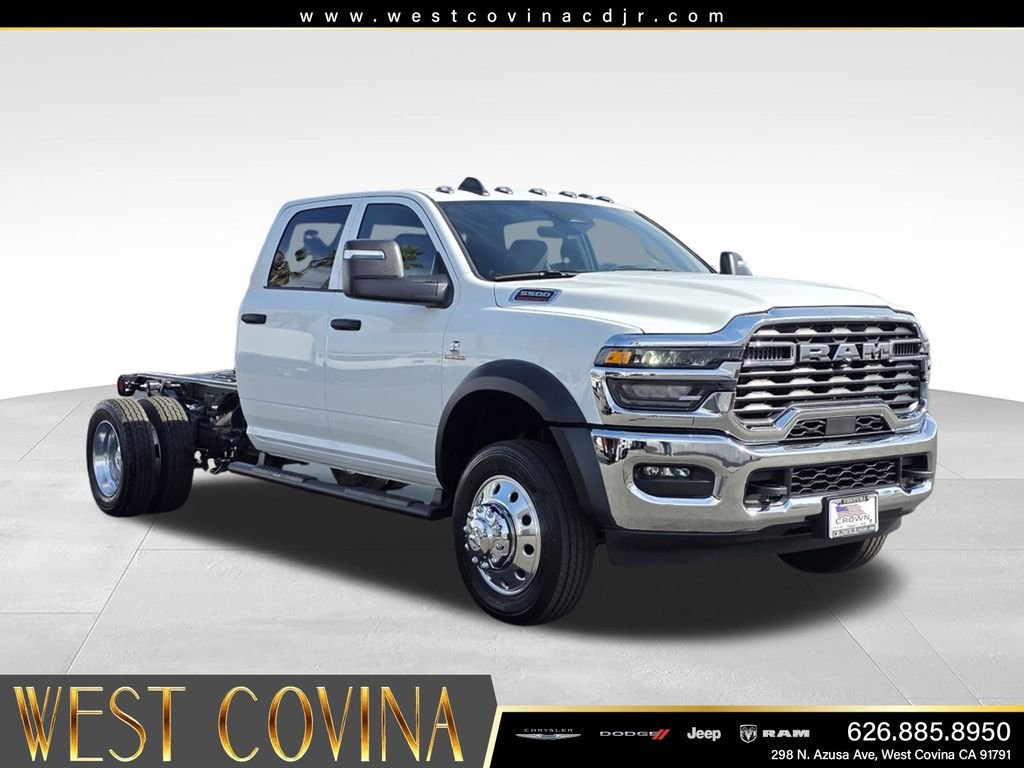 New 2026 Bright White Clearcoat RAM Tradesman image 3
