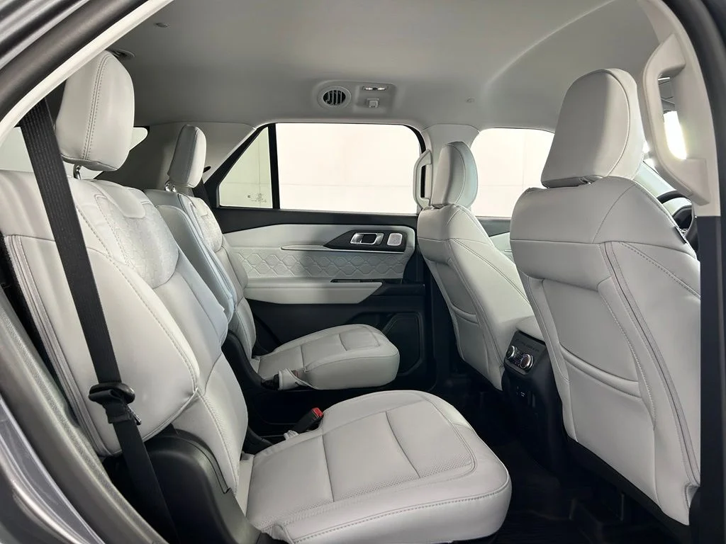 New 2026 Carbonized Gray Metallic Ford Platinum™ image 33