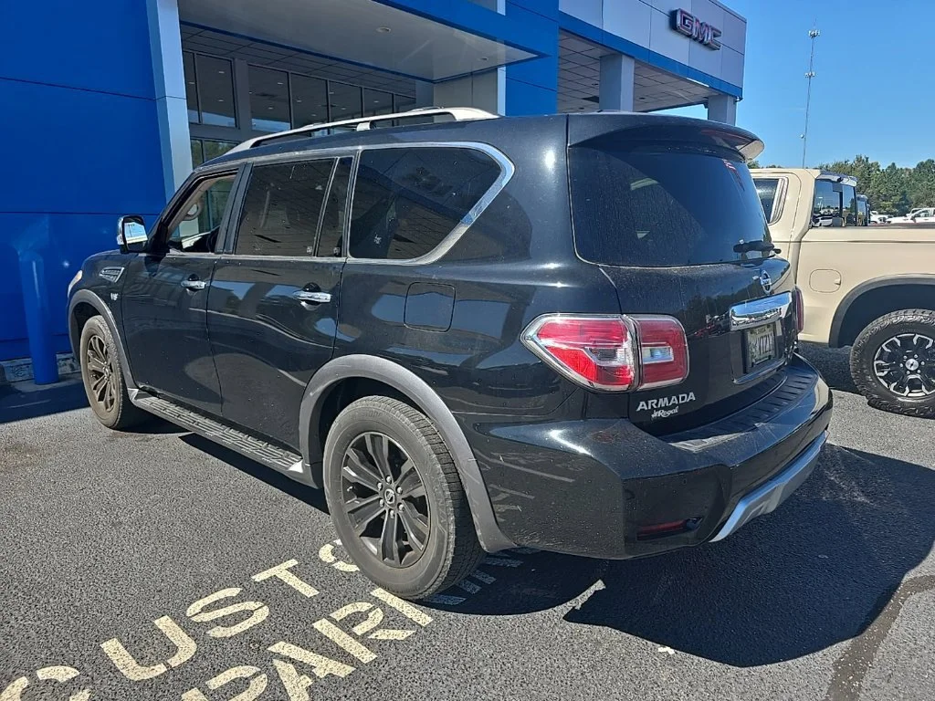 Used 2018 Super Black Nissan Platinum image 3