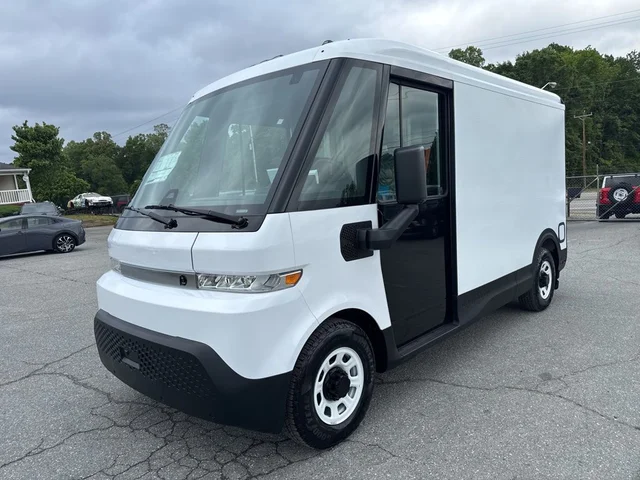 2024 BrightDrop Zevo 400 Base