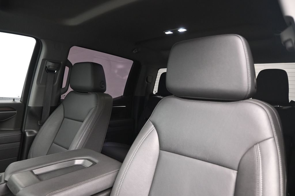 Used 2025 White GMC SLT image 2