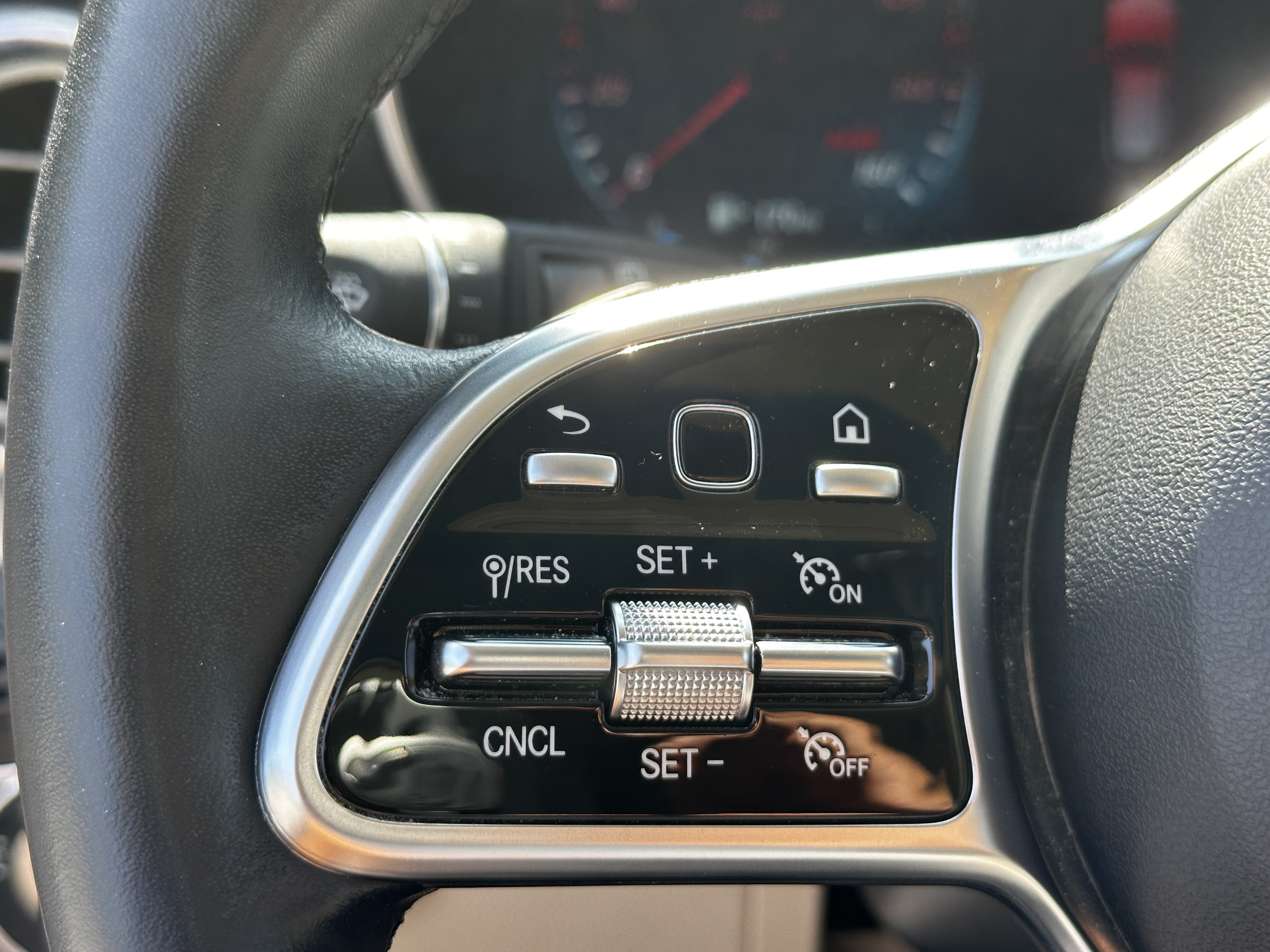 Certified Used 2021 Silver Mercedes-Benz GLC 300 image 28