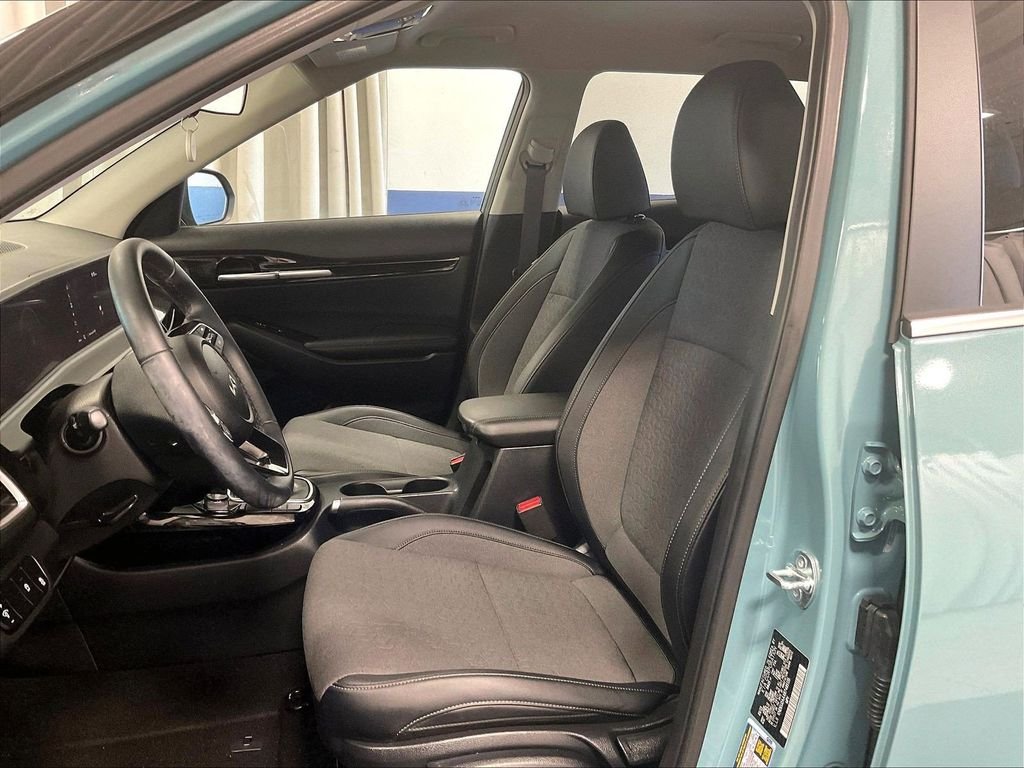 Used 2024 Blue Kia S image 10