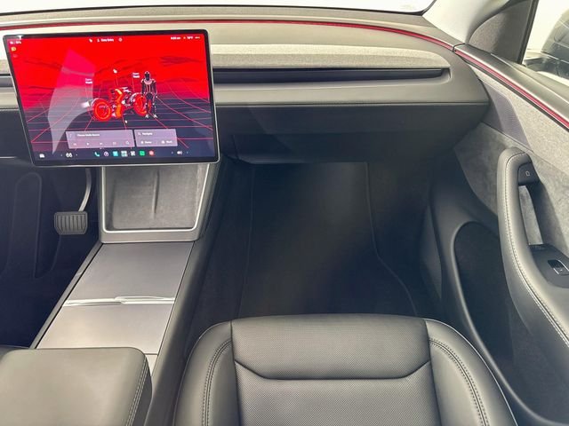 2026 Tesla Model Y Premium - Photo 40