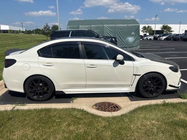 Used 2017 White Subaru Premium image 4