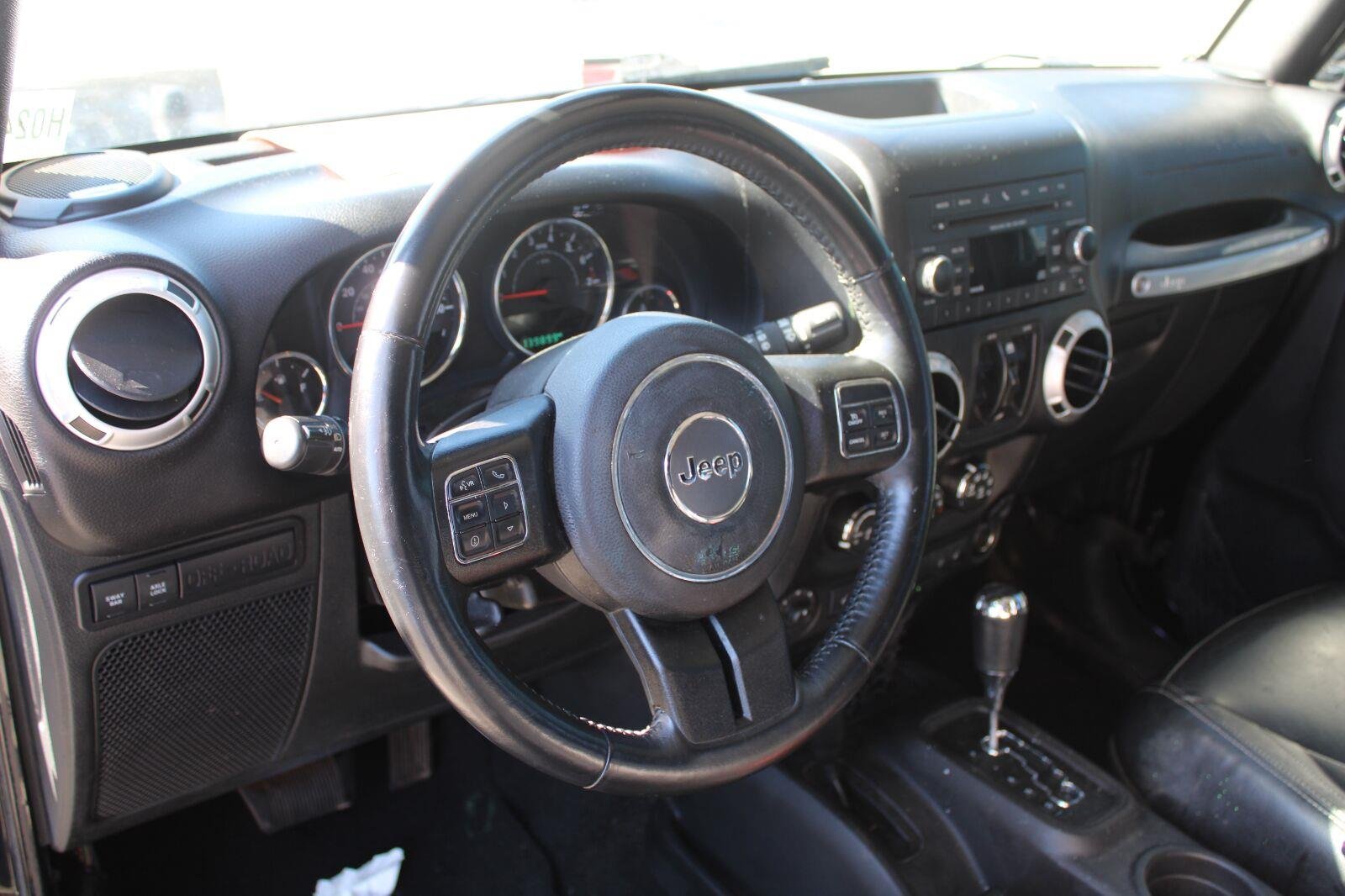 Used 2016 Black Clearcoat Jeep Rubicon image 7