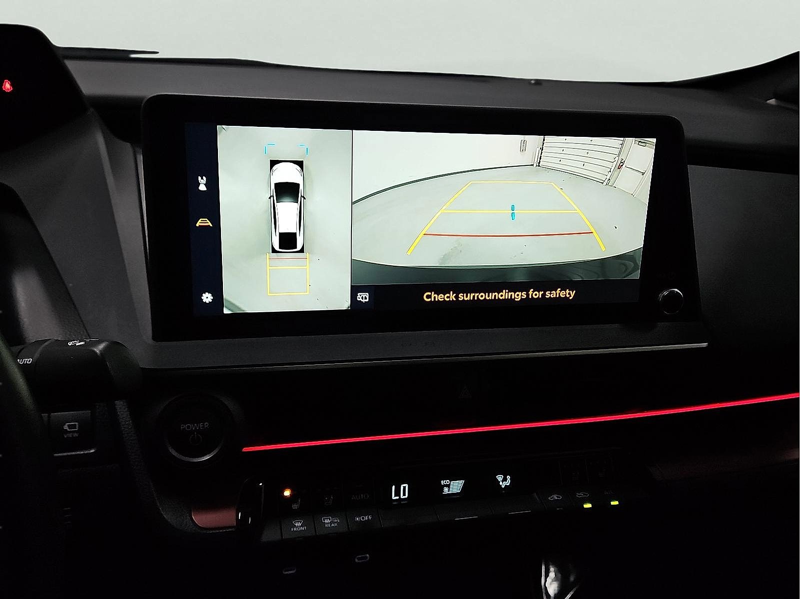 2024 Toyota Prius Prime XSE Premium - Photo 16