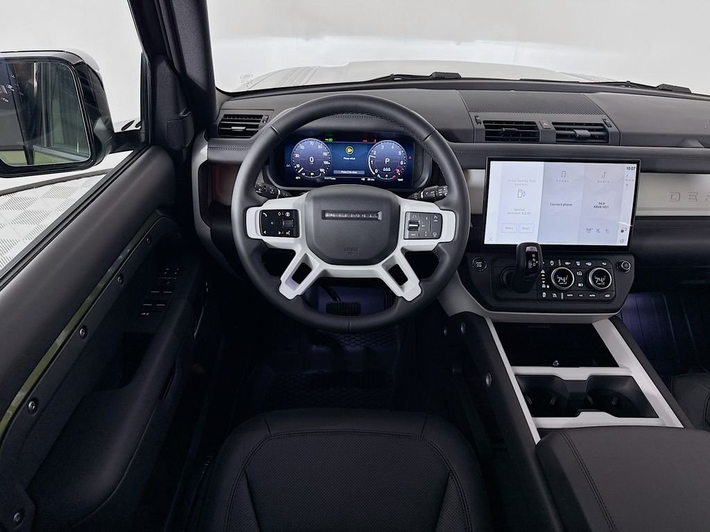 New 2026 Woolstone Green Land Rover X-Dynamic SE image 19