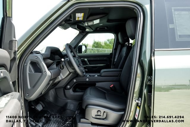 New 2026 Woolstone Green Metallic Land Rover S image 36