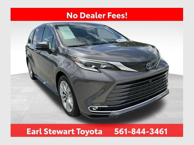 2023 Toyota Sienna Platinum
