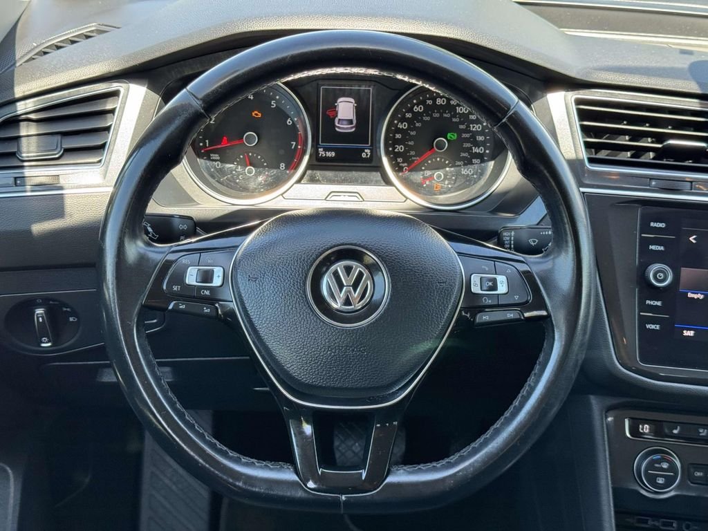 2018 Volkswagen Tiguan SE - Photo 18