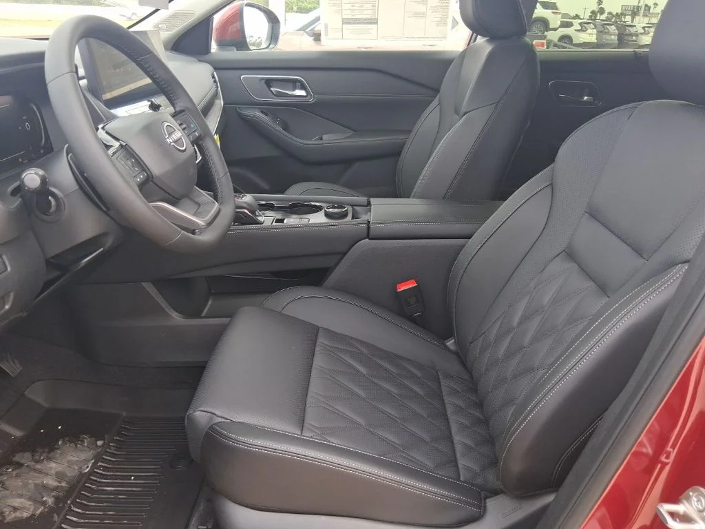 New 2026 Scarlet Ember Tintcoat Nissan Platinum image 24