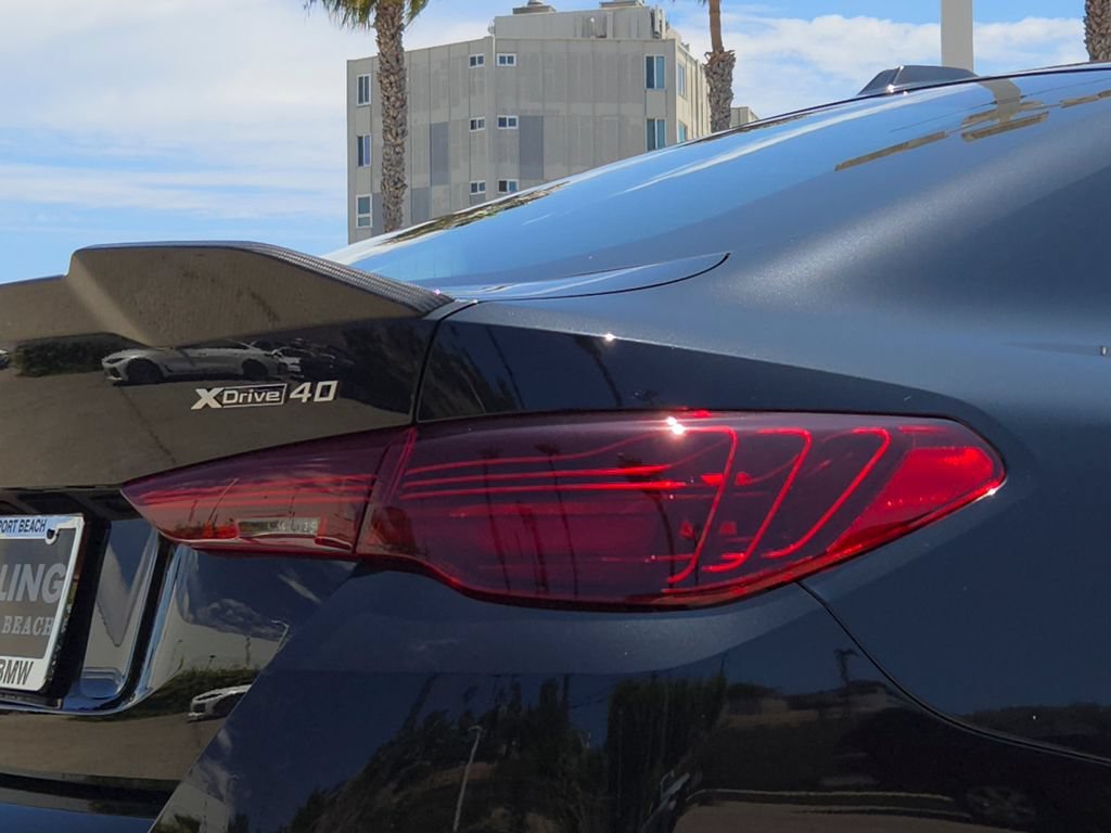 New 2026 Black Sapphire Metallic BMW xDrive40 image 5