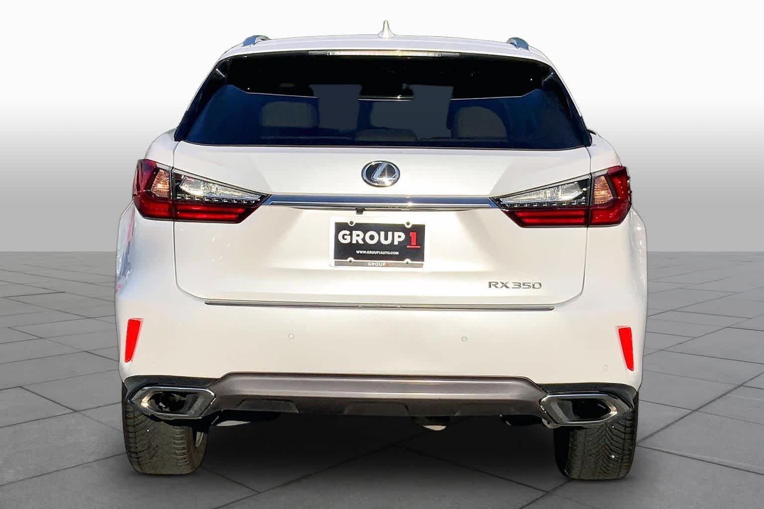 Used 2019 Eminent White Pearl Lexus  image 5