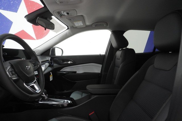 2026 Chevrolet Trax LT - Photo 15