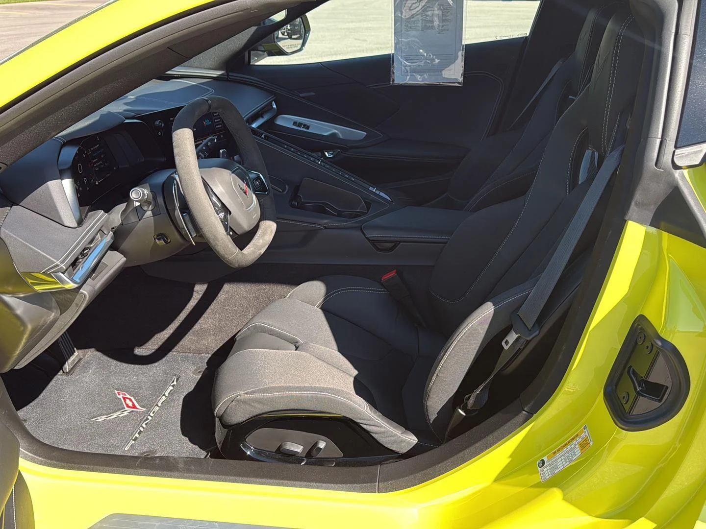 2023 Chevrolet Corvette 1LT - Photo 9