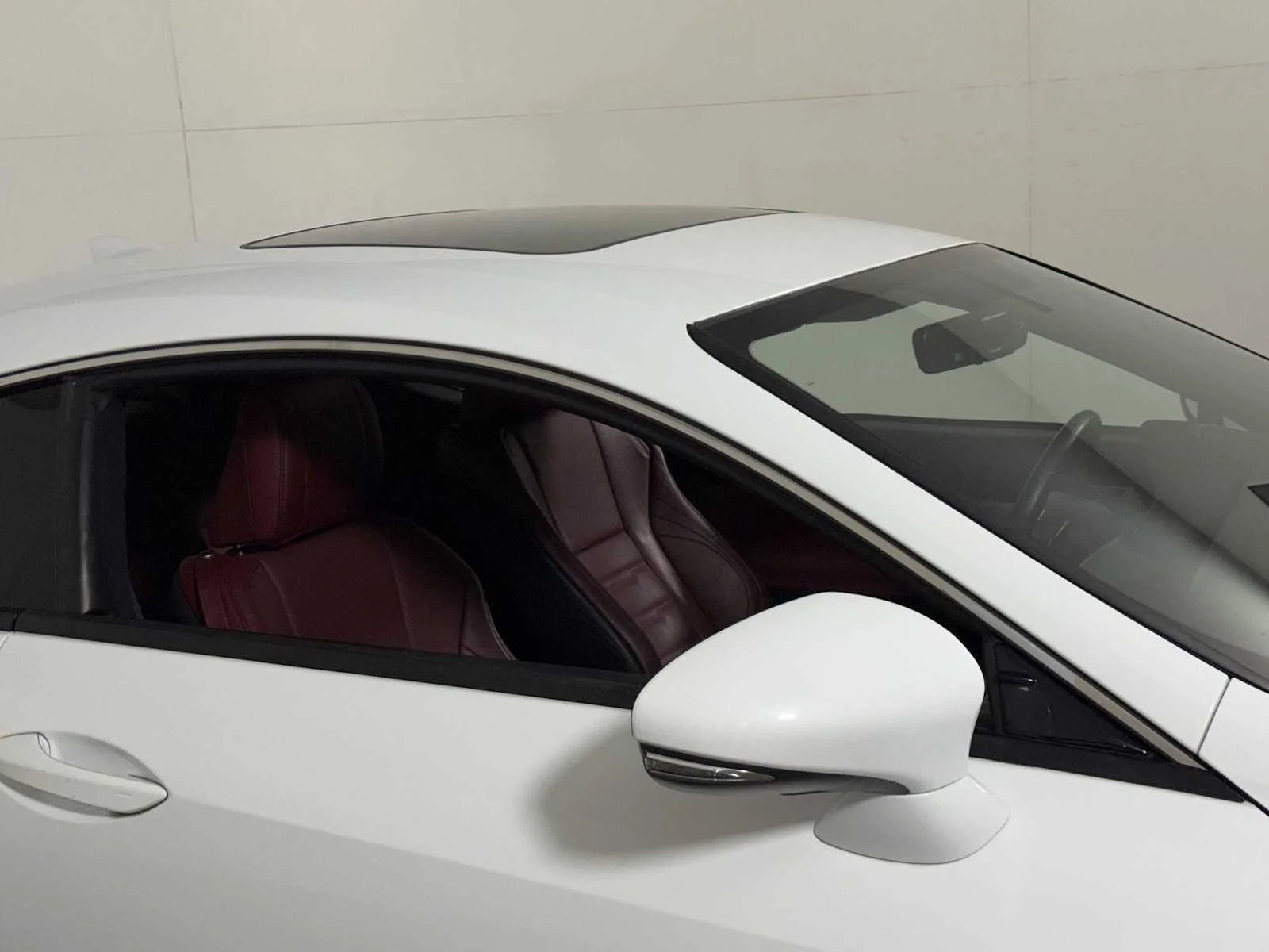 Used 2017 Ultra White Lexus  image 30