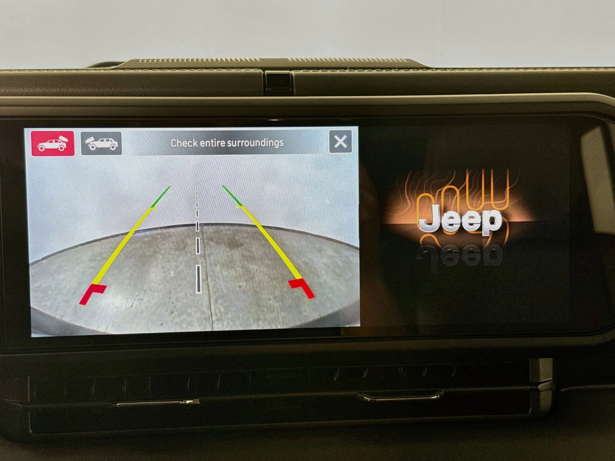 Used 2025 Hydro Blue Pearlcoat Jeep Sahara image 16