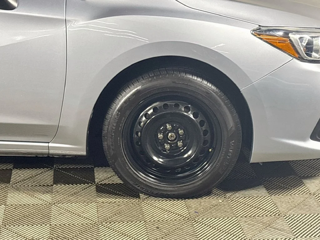 Used 2022 Silver Subaru Base image 22