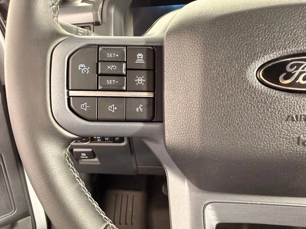 Used 2025 White Ford XLT image 21