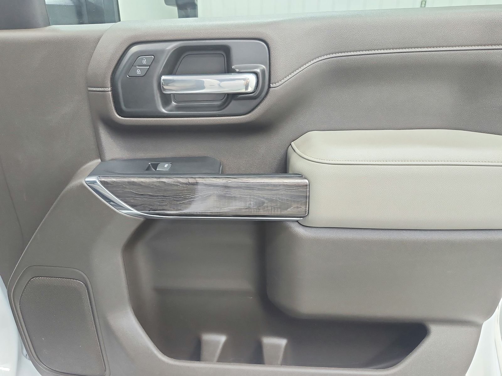 Used 2023 Summit White Chevrolet LTZ image 42