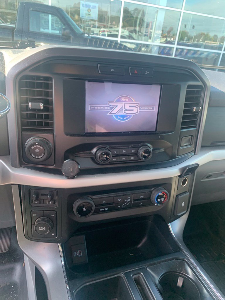 Used 2023 Gray Ford XLT image 8