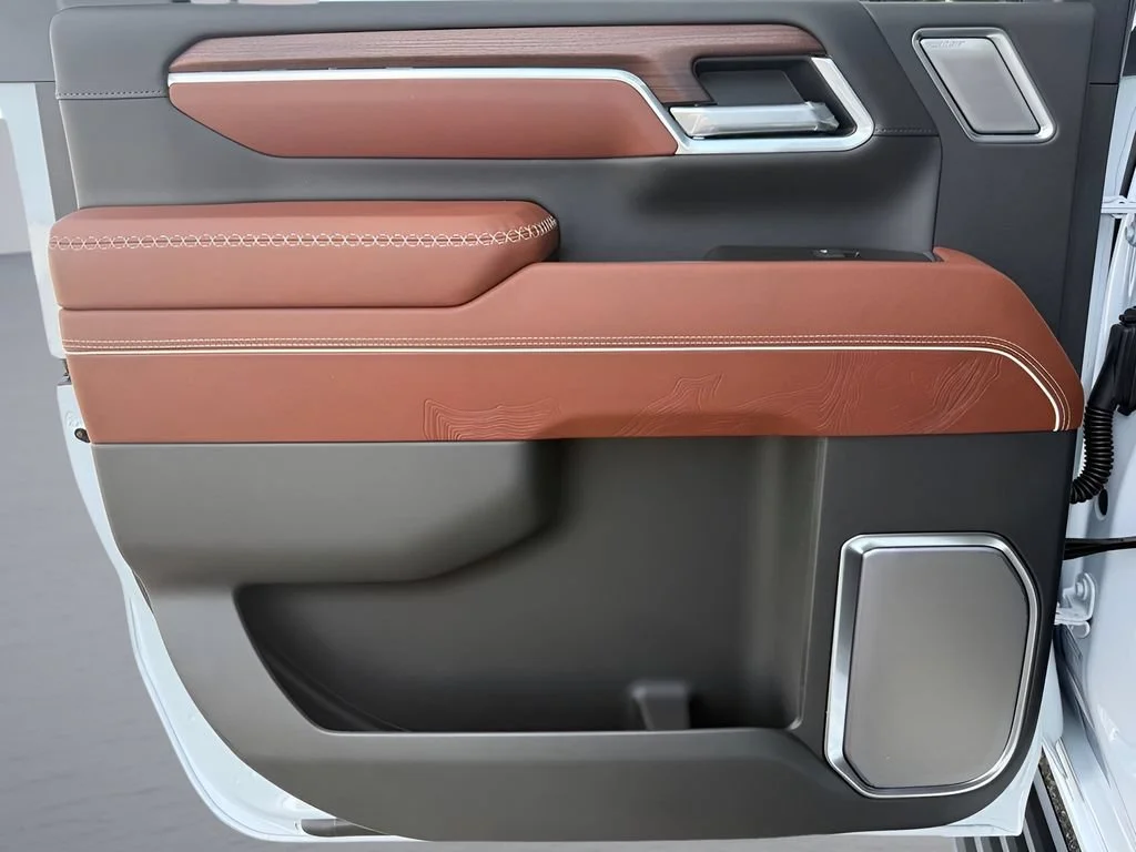 New 2026 Glacier White Tricoat GMC Denali Ultimate image 30
