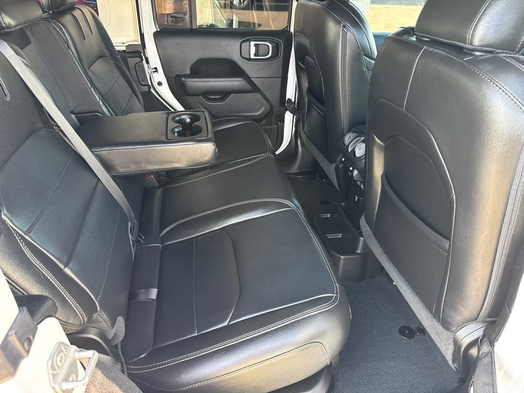 Certified Used 2022 White Jeep Unlimited Sahara 4xe image 18