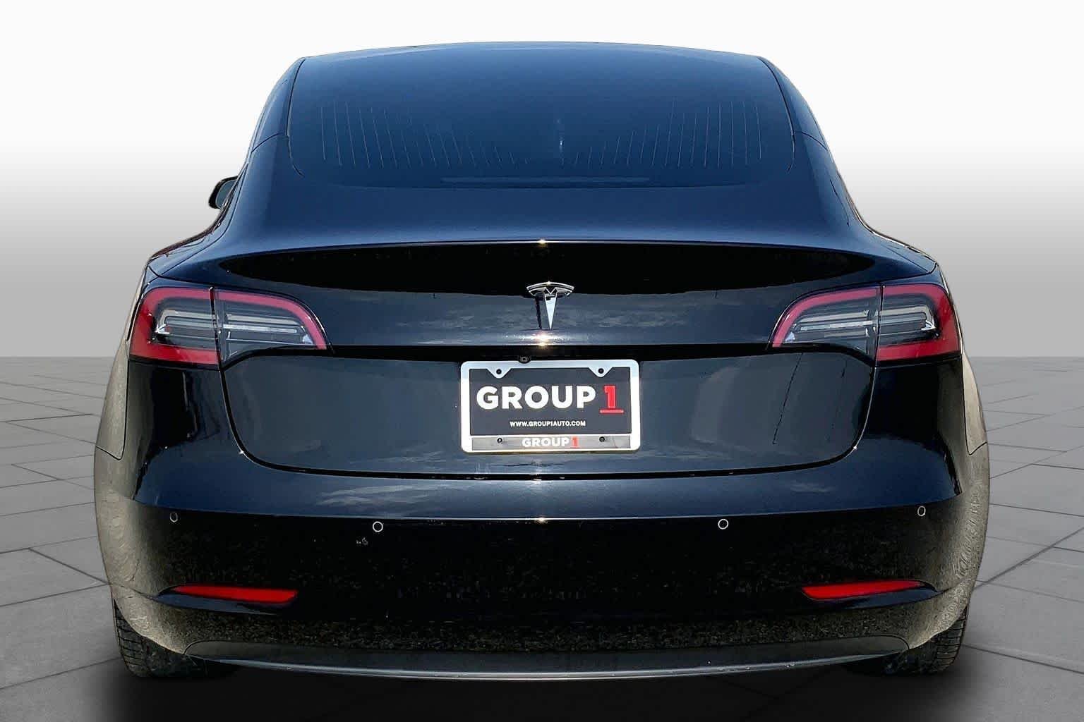 Used 2018 Solid Black Tesla Long Range Battery image 4